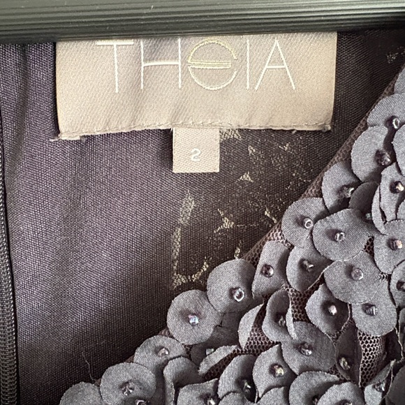 Theia Navy Pedal Long Sleeve Dress - Picture 2 of 4